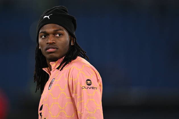 SS Lazio v AC Milan - Coppa Italia Rafael Leao of A.C. Milan warms up before the round of 16 match of the Coppa Italia Frecciarossa between S.S. Lazio and A.C. Milan at the Olympic Stadium in Rome, Italy, on December 4, 2025. Rome Italy  Copyright: xDomenicoxCippitellix originalFilename:cippitelli-sslaziov251204_npVvz.jpg