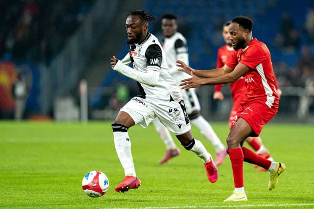 Carlos Goncalo Semedo Borges (77 FC Grand-Saconnex), right, and Benie Adama Traore (11 FC Basel 1893), left, in action during the Swiss Cup Round of 16 match between FC Grand-Saconnex and FC Basel 1893 at St. Jakob-Park, Basel, Switzerland. Copyright: xPriscilaxBütlerx xSPPx Sportspressphoto_SPR69840