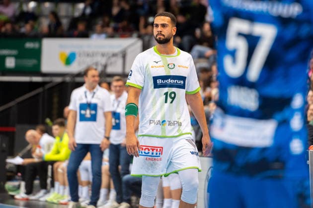 Handball I Men I Season 2025 2026 I Bundesliga I 11 Matchday I TVB Stuttgart HSG Wetzlar I 04 12 2025 Philipp Ahouansou 19, HSG Wetzlar Stuttgart Porsche Arena Baden Württemberg Germany Copyright: xLobeca MaxxPetershansx
