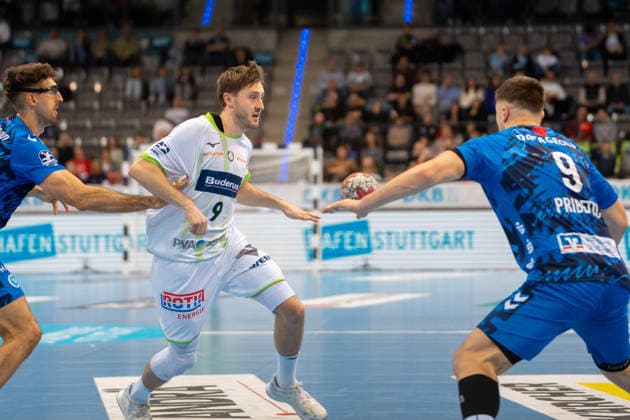 Handball I Men I Season 2025 2026 I Bundesliga I 11 Matchday I TVB Stuttgart HSG Wetzlar I 04 12 2025 Niklas Theiß 9, HSG Wetzlar Stuttgart Porsche Arena Baden Württemberg Germany Copyright: xLobeca MaxxPetershansx