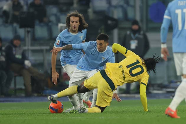 December 4, 2025, Rome, Lazio, Italy: Matias Vecino of Lazio and Rafael Leao of Milan during Coppa Italia soccer match round of 16 between SS Lazio and AC Milan at Stadio Olimpico on October 26, 2025 in Rome , Italy. Rome Italy - ZUMAl131 20251204_zsp_l131_007 Copyright: xCiroxDexLucax