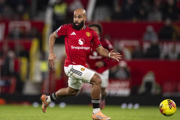 MANCHESTER, ENGLAND, DEC 04: Bryan Mbeumo of Manchester United, ManU during the Premier League match between Manchester United and West Ham United on December 04, 2025 in Manchester, England. Copyright: xWillxPalmer SportsxPressxPhotox Sportspressphoto_SPR69857