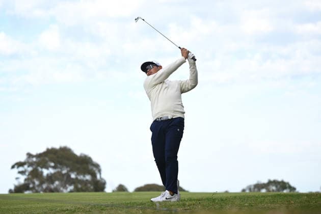 GOLF AUSTRALIAN OPEN, Roy Hisatsune of Japan plays a shot on the 12th hole in round two of the Australian Open Golf tournament at the Royal Melbourne Golf Club in Melbourne, Friday, December 5, 2025. ( NO ARCHIVING, EDITORIAL USE ONLY MELBOURNE VICTORIA AUSTRALIA  Copyright: xJAMESxROSSx 20251205151864516847