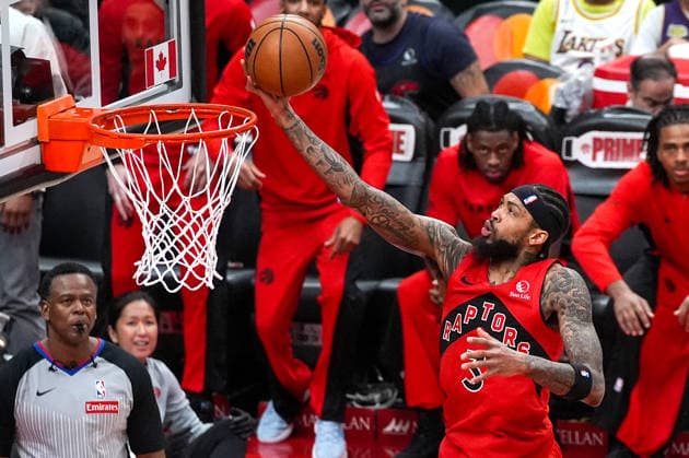Los Angeles Lakers v Toronto Raptors - NBA, Basketball Herren, USA TORONTO, CANADA - DECEMBER 4 : Brandon Ingram (3) of Toronto Raptors in action during the NBA basketball game between Los Angeles Lakers and Toronto Raptors at the Scotiabank Arena on December 4, 2025 in Toronto, Ontario, Canada. Mert Alper Dervis Anadolu Toronto Canada. Editorial use only. Please get in touch for any other usage.  Copyright: x2025xAnadoluxMertxAlperxDervisx