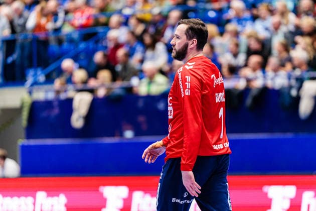 Benjamin Buric SG Flensburg Handewitt, 01 is disappointed dissatisfied GER, TBV Lemgo Lippe vs SG Flensburg Handewitt, Handball, 1 Bundesliga, Matchday 15, Season 2025 2026, 04 12 2025 GER, TBV Lemgo Lippe vs SG Flensburg Handewitt, Handball, 1 Bundesliga, Matchday 15, Season 2025 2026, 04 12 2025 Lemgo Copyright: xEibner-Pressefoto JanxRollingerx EP_JSK