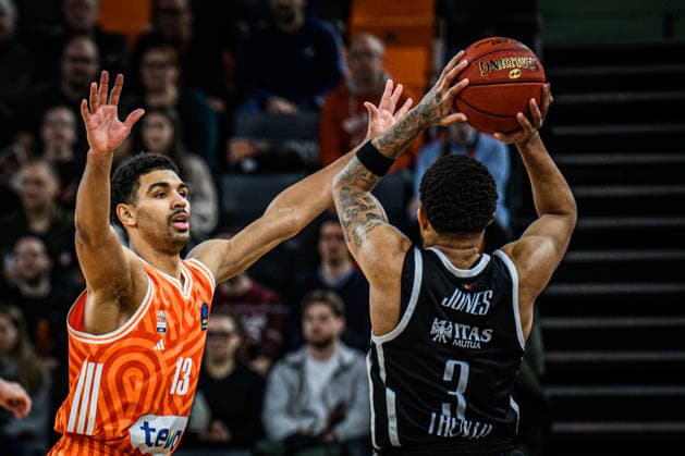 Mark Smith ratiopharm ulm and Devante Jones Dolomiti Energia Trento battle for the ball during the Basketball Eurocup match between ratiopharm ulm and Dolomiti Energia Trento at ratiopharm Arena on December 4, 2025 in Neu Ulm, Germany Photo by Harry Langer DeFodi Images