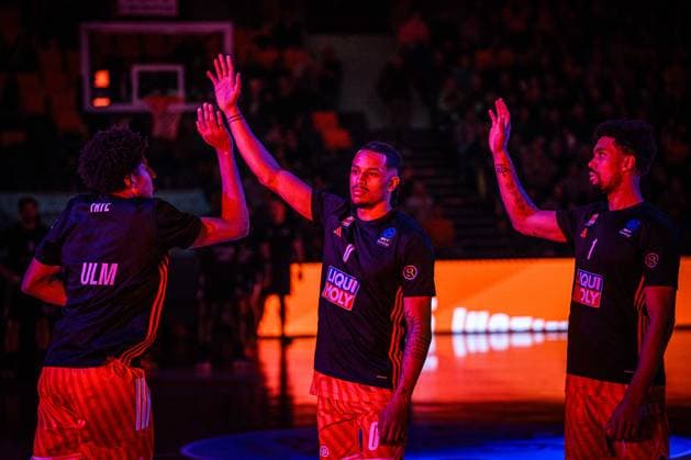Joel Cwik ratiopharm ulm , Nelson Weidemann ratiopharm ulm and Len Schoormann ratiopharm ulm gestures during the Basketball Eurocup match between ratiopharm ulm and Dolomiti Energia Trento at ratiopharm Arena on December 4, 2025 in Neu Ulm, Germany Photo by Harry Langer DeFodi Images