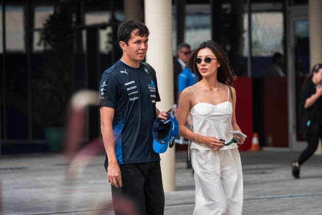 Formula 1 Etihad Airways Abu Dhabi Grand Prix 2025 Loïs Gelbart Carrasco OVERTAKE MAXPPP - Abu Dhabi 05 12 2025 23 ALBON Alexander (tha), Atlassian Williams Racing, portrait at the Formula 1 Etihad Airways Abu Dhabi Grand Prix 2025, the 24th round of the 2025 FIA Formula 1 World Championship, WM, Weltmeisterschaft at Yas Marina Circuit in Abu Dhabi, United Arab Emirates, from 4 to 7 December 2025 Abu Dhabi Yas Marina Circuit United Arab Emirates  Copyright: xOVERTAKE MAXPPPxLoïsxGelbartxCarrascox OVT202512053442 OVT202512053442