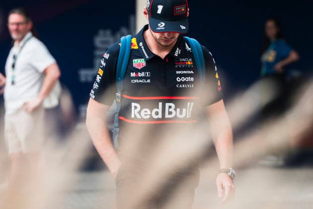 Formula 1 Etihad Airways Abu Dhabi Grand Prix 2025 Loïs Gelbart Carrasco OVERTAKE MAXPPP - Abu Dhabi 05 12 2025 01 VERSTAPPEN Max (nld), Oracle Red Bull Racing, portrait at the Formula 1 Etihad Airways Abu Dhabi Grand Prix 2025, the 24th round of the 2025 FIA Formula 1 World Championship, WM, Weltmeisterschaft at Yas Marina Circuit in Abu Dhabi, United Arab Emirates, from 4 to 7 December 2025 Abu Dhabi Yas Marina Circuit United Arab Emirates  Copyright: xOVERTAKE MAXPPPxLoïsxGelbartxCarrascox OVT202512053446 OVT202512053446