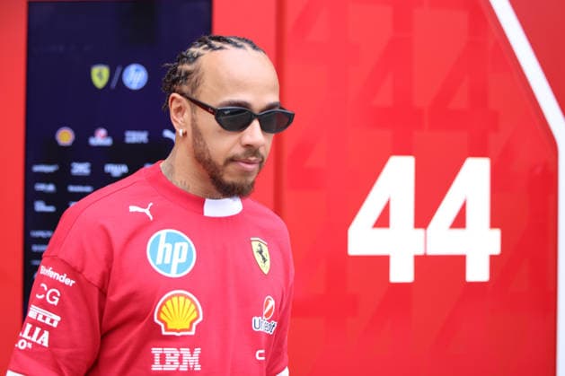 Lewis Hamilton Scuderia Ferrari HP, 44 , ARE, Formula 1 World Championship, Abu Dhabi Grand Prix, Yas Marina Circuit, Friday, 05 12 2025 ARE, Formula 1 World Championship, Abu Dhabi Grand Prix, United Arab Emirates, Yas Marina Circuit, 05 12 2025 Abu Dhabi Copyright: xEibner-Pressefoto AnnikaxGrafx EP_AGF