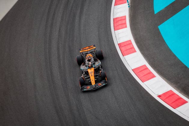 Formula 1 Etihad Airways Abu Dhabi Grand Prix 2025 Alexis Perrin OVERTAKE MAXPPP - Abu Dhabi 05 12 2025 89 O’WARD Pato (mex), McLaren F1 Team, action at the Formula 1 Etihad Airways Abu Dhabi Grand Prix 2025, the 24th round of the 2025 FIA Formula 1 World Championship, WM, Weltmeisterschaft at Yas Marina Circuit in Abu Dhabi, United Arab Emirates, from 4 to 7 December 2025 Abu Dhabi Yas Marina Circuit United Arab Emirates  Copyright: xOVERTAKE MAXPPPxAlexisxPerrinx OVT202512053672 OVT202512053672
