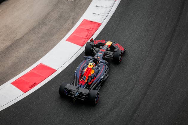 Formula 1 Etihad Airways Abu Dhabi Grand Prix 2025 Alexis Perrin OVERTAKE MAXPPP - Abu Dhabi 05 12 2025 36 LINDBLAD Arvid (gbr), Visa Cash App RB, action at the Formula 1 Etihad Airways Abu Dhabi Grand Prix 2025, the 24th round of the 2025 FIA Formula 1 World Championship, WM, Weltmeisterschaft at Yas Marina Circuit in Abu Dhabi, United Arab Emirates, from 4 to 7 December 2025 Abu Dhabi Yas Marina Circuit United Arab Emirates  Copyright: xOVERTAKE MAXPPPxAlexisxPerrinx OVT202512053678 OVT202512053678