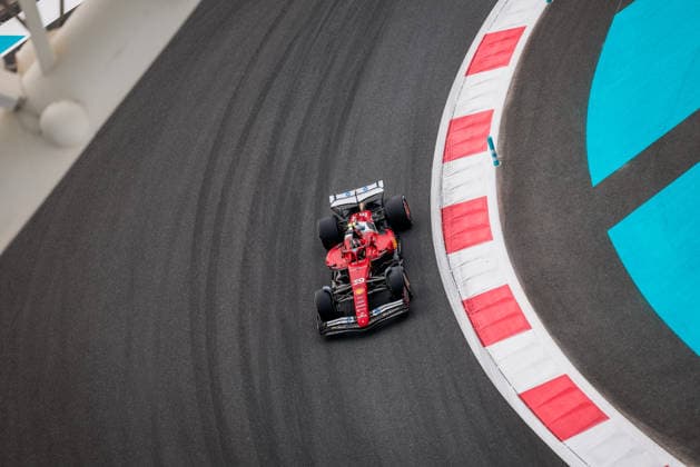 Formula 1 Etihad Airways Abu Dhabi Grand Prix 2025 Alexis Perrin OVERTAKE MAXPPP - Abu Dhabi 05 12 2025 39 LECLERC Arthur (mon), Scuderia Ferrari HP, action at the Formula 1 Etihad Airways Abu Dhabi Grand Prix 2025, the 24th round of the 2025 FIA Formula 1 World Championship, WM, Weltmeisterschaft at Yas Marina Circuit in Abu Dhabi, United Arab Emirates, from 4 to 7 December 2025 Abu Dhabi Yas Marina Circuit United Arab Emirates  Copyright: xOVERTAKE MAXPPPxAlexisxPerrinx OVT202512053677 OVT202512053677