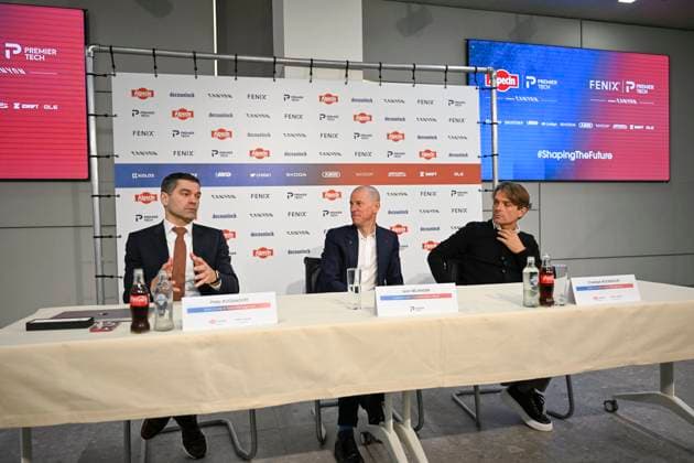 PC announcing Alpecin - Premier Tech - 05 12 2025 ANTWERPEN, BELGIUM - DECEMBER 05 : Roodhooft Christoph (BEL) Sports Director of Alpecin-Deceuninck, Roodhooft Philip (BEL) General manager of Alpecin-Deceuninck and Belanger Jean, President of Premier Tech talking to the press during a press conference, PK, Pressekonferenz announcing Premier Tech as new partner and transfer news in the Crelan - headquarters Antwerpen on December 05, 2025 in Antwerpen, Belgium, 05 12 2025 Antwerpen Belgium  Copyright: xNicoxVereeckenx