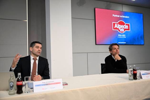 PC announcing Alpecin - Premier Tech - 05 12 2025 ANTWERPEN, BELGIUM - DECEMBER 05 : Roodhooft Christoph (BEL) Sports Director of Alpecin-Deceuninck, Roodhooft Philip (BEL) General manager of Alpecin-Deceuninck talking to the press during a press conference, PK, Pressekonferenz announcing Premier Tech as new partner and transfer news in the Crelan - headquarters Antwerpen on December 05, 2025 in Antwerpen, Belgium, 05 12 2025 Antwerpen Belgium  Copyright: xNicoxVereeckenx