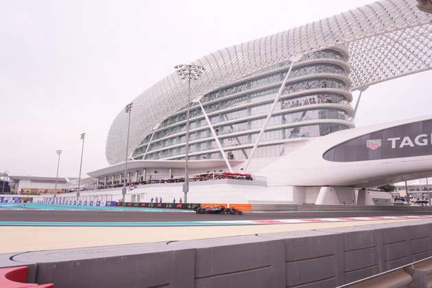 05 12 2025, Yas Marina Circuit, Abu Dhabi, Formula 1 Etihad Airways Abu Dhabi Grand Prix 2025 , in the picture Arvid Lindblad GBR , Oracle Red Bull Racing Photo by Hasan Bratic DeFodi Images