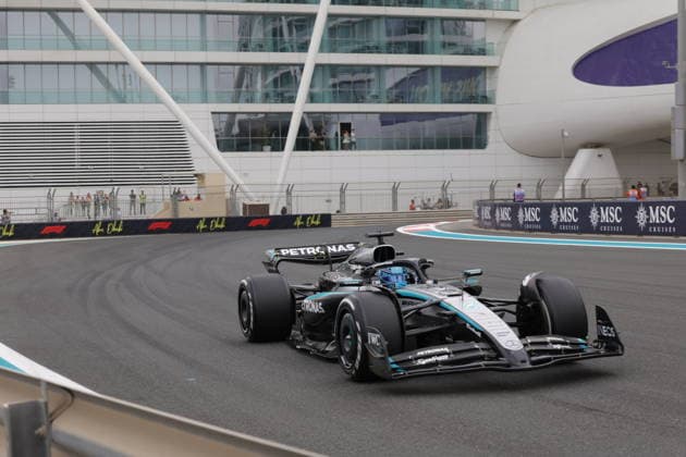 F1 - ABU DHABI GRAND PRIX 2025 63 RUSSELL George (gbr), Mercedes AMG F1 Team W16, action during the 2025 Formula 1 Abu Dhabi Grand Prix, 24th round of the 2025 FIA Formula One World Championship, WM, Weltmeisterschaft from December 05 to 07, 2025 on the Yas Marina Circuit, in Abu Dhabi, United Arab Emirates - Abu DhabiUnited Arab Emirates  Copyright: xDPPIx