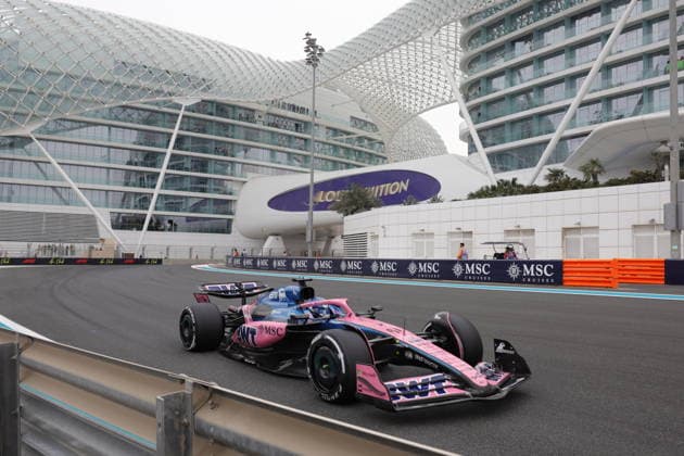 F1 - ABU DHABI GRAND PRIX 2025 61 ARON Paul (est), Alpine F1 Team Reserver Driver, action during the 2025 Formula 1 Abu Dhabi Grand Prix, 24th round of the 2025 FIA Formula One World Championship, WM, Weltmeisterschaft from December 05 to 07, 2025 on the Yas Marina Circuit, in Abu Dhabi, United Arab Emirates - Abu DhabiUnited Arab Emirates  Copyright: xDPPIx