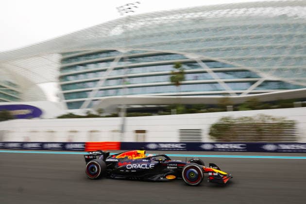 F1 - ABU DHABI GRAND PRIX 2025 01 VERSTAPPEN Max (nld), Red Bull Racing RB21, action during the 2025 Formula 1 Abu Dhabi Grand Prix, 24th round of the 2025 FIA Formula One World Championship, WM, Weltmeisterschaft from December 05 to 07, 2025 on the Yas Marina Circuit, in Abu Dhabi, United Arab Emirates - Abu DhabiUnited Arab Emirates  Copyright: xDPPIx