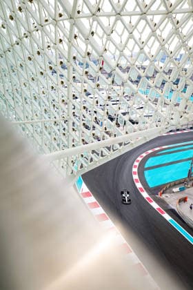 F1 - ABU DHABI GRAND PRIX 2025 63 RUSSELL George (gbr), Mercedes AMG F1 Team W16, action during the 2025 Formula 1 Abu Dhabi Grand Prix, 24th round of the 2025 FIA Formula One World Championship, WM, Weltmeisterschaft from December 05 to 07, 2025 on the Yas Marina Circuit, in Abu Dhabi, United Arab Emirates - Abu DhabiUnited Arab Emirates  Copyright: xFLORENTxGOODENx