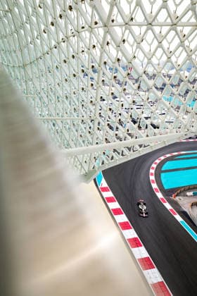F1 - ABU DHABI GRAND PRIX 2025 87 BEARMAN Ollie Oliver (gbr), Haas F1 Team VF-25 Ferrari, action during the 2025 Formula 1 Abu Dhabi Grand Prix, 24th round of the 2025 FIA Formula One World Championship, WM, Weltmeisterschaft from December 05 to 07, 2025 on the Yas Marina Circuit, in Abu Dhabi, United Arab Emirates - Abu DhabiUnited Arab Emirates  Copyright: xFLORENTxGOODENx