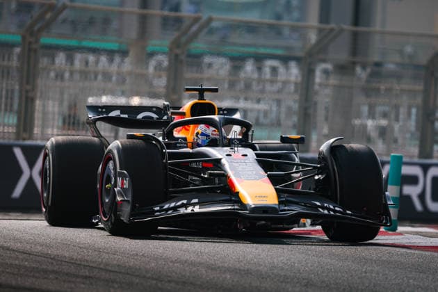 F1 - ABU DHABI GRAND PRIX 2025 01 VERSTAPPEN Max (nld), Red Bull Racing RB21, action during the 2025 Formula 1 Abu Dhabi Grand Prix, 24th round of the 2025 FIA Formula One World Championship, WM, Weltmeisterschaft from December 05 to 07, 2025 on the Yas Marina Circuit, in Abu Dhabi, United Arab Emirates - Abu DhabiUnited Arab Emirates  Copyright: xANTONINxVINCENTx
