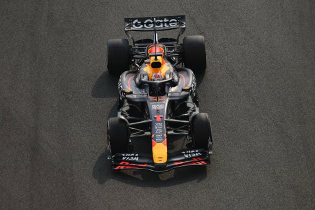F1 Grand Prix Of Abu Dhabi 2025 - FP1 Max Verstappen of Netherlands driving the F1 race car No1, the Red Bull Racing RB21 for the Oracle Red Bull Racing Formula One Team, on track during the free practice 1 FP1 of the 2025 Formula 1 Etihad Airways Abu Dhabi Grand Prix on December 5, 2025 Abu Dhabi United Arab Emirates  Copyright: xNicolasxEconomoux originalFilename:economou-notitle251205_np9r3.jpg