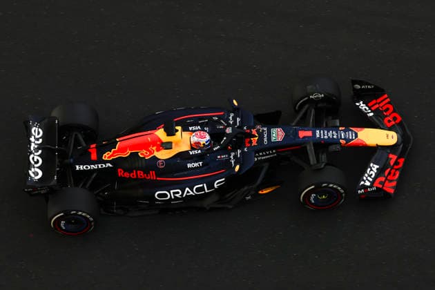 F1 Grand Prix Of Abu Dhabi 2025 - FP1 Max Verstappen of Netherlands driving the F1 race car No1, the Red Bull Racing RB21 for the Oracle Red Bull Racing Formula One Team, on track during the free practice 1 FP1 of the 2025 Formula 1 Etihad Airways Abu Dhabi Grand Prix on December 5, 2025 Abu Dhabi United Arab Emirates  Copyright: xNicolasxEconomoux originalFilename:economou-notitle251205_npyjk.jpg