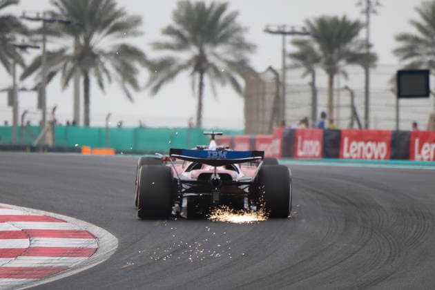 Charles Leclerc Scuderia Ferrari HP, 16 , FP1, Free Practice 1, Free Practice 1, ARE, Formula 1 World Championship, Abu Dhabi Grand Prix, Yas Marina Circuit, Friday, 05 12 2025 ARE, Formula 1 World Championship, Abu Dhabi Grand Prix, United Arab Emirates, Yas Marina Circuit, 05 12 2025 Abu Dhabi Copyright: xEibner-Pressefoto AnnikaxGrafx EP_AGF