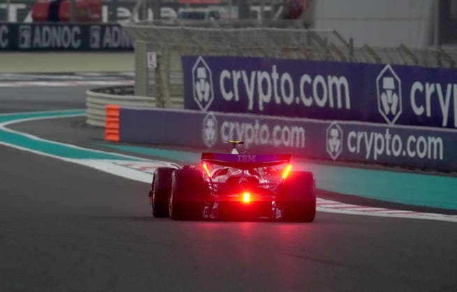 Formula 1 Etihad Airways Abu Dhabi Grand Prix 2025 05 12 2025, Yas Marina Circuit, Abu Dhabi, Formula 1 Etihad Airways Abu Dhabi Grand Prix 2025 , pictured Lewis Hamilton GBR , Scuderia Ferrari HP nordphotoxGmbHx xBratic nph00250