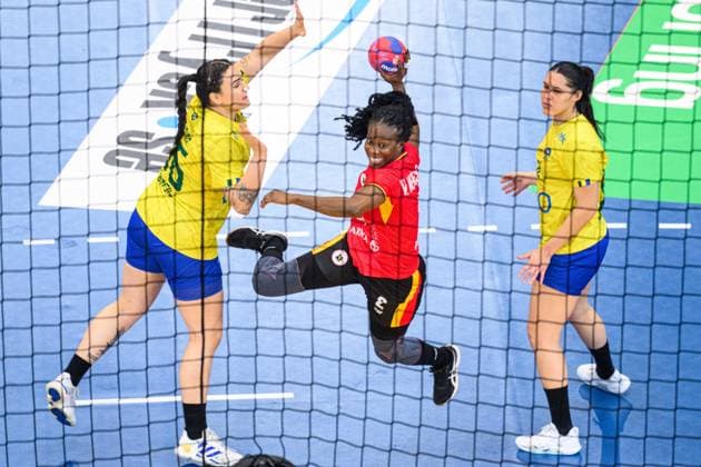 DORTMUND, GERMANY - 5 DECEMBER, 2025: Nenganga Vilma Pegado - Women s Handball World Championship, WM, Weltmeisterschaft 2025 Angola vs Brazil at Westfallenhalle.  Copyright: xVitaliixKliuievx