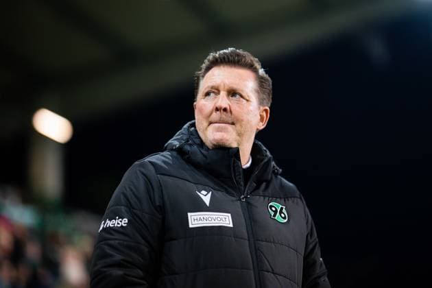 05 12 2025 Soccer, 2025 2026, 2 Bundesliga, 15 Matchday, SC Preußen Münster Hannover 96 Christian Titz Coach Hannover DFL REGULATIONS PROHIBIT ANY USE OF PHOTOGRAPHS AS IMAGE SEQUENCES AND OR QUASI VIDEO
