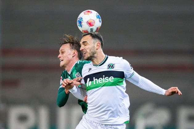 05 12 2025 Soccer, 2025 2026, 2 Bundesliga, 15 Matchday, SC Preußen Münster Hannover 96 L R Benedikt Pichler Hannover , Yassine Bouchama Münster DFL REGULATIONS PROHIBIT ANY USE OF PHOTOGRAPHS AS IMAGE SEQUENCES AND OR QUASI VIDEO