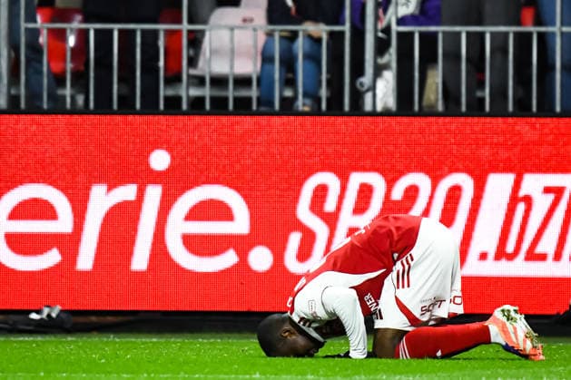 FOOTBALL : Stade Brestois 29 vs AS Monaco - Ligue 1 - JournÃ e 15 - 05 12 2025 Joie des joueurs du Stade Brestois aprÃ s le but de Kamory Doumbia (Stade Brestois) BrestFrance  Copyright: xBaptistexAutissierx