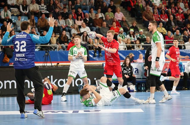 05 12 2025, Germany, Bietigheim, Handball 2 Bundesliga, SG BBM Bietigheim vs HC Oppenweiler Backnang, Till Hermann BBM
