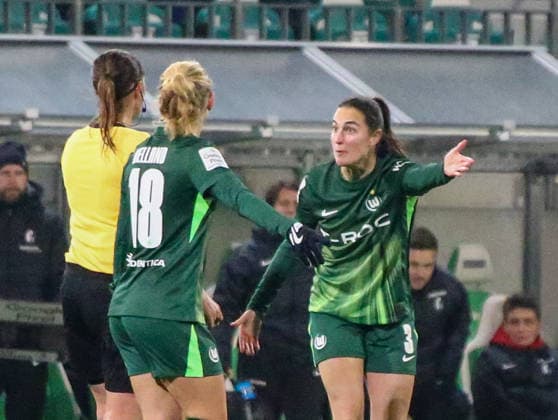 Germany Womens Bundesliga 2025 26, 12 Matchday VfL Wolfsburg VS SC Freiburg AOK Stadion Wolfsburg Caitlin Dijkstra VfL Wolfsburg Women, 3 Copyright: xAymanxAlahmedx