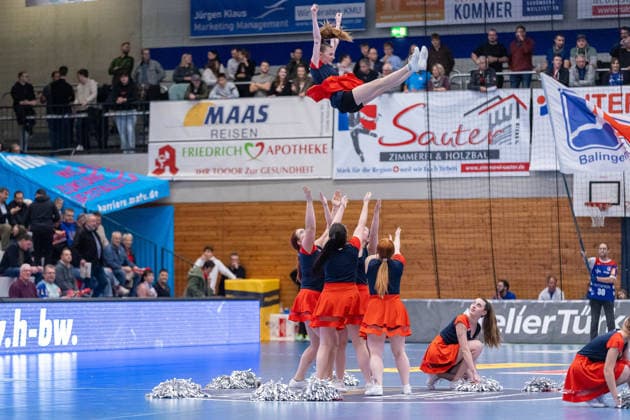 Cheerleaders before the game HBW Balingen Weilstetten HSG Krefeld Niederrhein, Handball 2 Bundesliga, Matchday 14, Season 2025 2026, 05 12 25 HBW Balingen Weilstetten HSG Krefeld Niederrhein, Handball 2 Bundesliga, Matchday 14, Season 2025 2026, 05 12 25 Balingen Copyright: xEibner-Pressefoto KirstenxThiemax