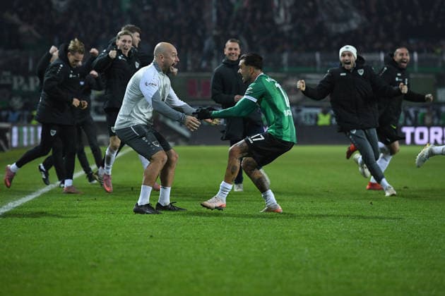 Soccer 2 Bundesliga 15 Matchday SC Preußen Münster Hannover 96 on 05 12 2025 at LVM Preußenstadion in Münster Goal celebration to 2 2 by Oliver Batista Meier Münster DFL regulations prohibit any use of photographs as image sequences and or quasi video xRx