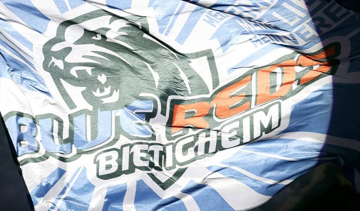 05 12 2025, Germany, Bietigheim, Handball 2 Bundesliga, SG BBM Bietigheim vs HC Oppenweiler Backnang, Flag, Flag Blue Reds Bietigheim