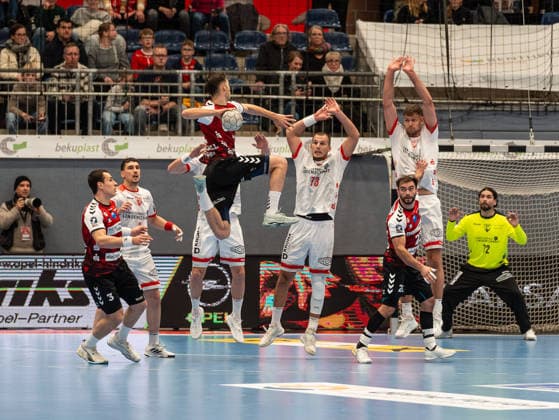 Tarek Marschall HSG Nordhorn Lingen, 11 on goal HSG Nordhorn Lingen vs TuS Ferndorf, Handball, 2 Bundesliga, Matchday 14, Season 2025 2026, 05 12 2025 HSG Nordhorn Lingen vs TuS Ferndorf, Handball, 2 Bundesliga, Matchday 14, Season 2025 2026, 05 12 2025 Nordhorn Copyright: xEibner-Pressefoto DamianxKruczynx EP_DKI