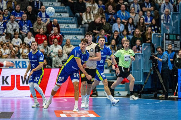 Daikin Handball Bundesliga, VfL Gummersbach Bergischer Handballclub 06 05 12 2025 Julian Köster VfL Gummersbach, 7 , Daikin Handball Bundesliga, VfL Gummersbach Bergischer Handballclub 06 05 12 2025 Copyright: xBEAUTIFULxSPORTS Erlhofx