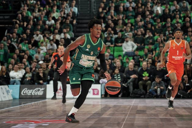 December 5, 2025, Athens, Athens, Greece: TJ SHORTS in action during the EuroLeague regular season, matchday 14, between Panathinaikos Aktor BC andValencia at Telekom Center Athens on November 20, 2025 Athens Greece - ZUMAa226 20251205_zip_a226_002 Copyright: xGiorgosxArapekosx