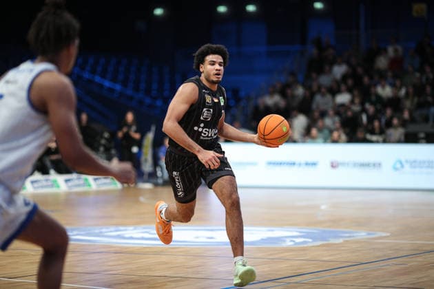 Silas Kaan Osezua Oriane Tigers Tuebingen, 07 , PS Karlsruhe LIONS vs Tigers Tuebingen, Basketball ProA 2 Bundesliga, 11 Matchday, Season 2025 2026, 05 12 2025, PS Karlsruhe LIONS vs Tigers Tuebingen, Basketball ProA 2 Bundesliga, 11 Matchday, Season 2025 2026, 05 12 2025 Karlsruhe Copyright: xEibner-Pressefoto JanxPrihodax EP_JPA
