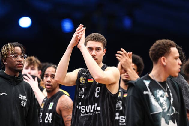 After the game Felix Per Edwardsson Tigers Tuebingen, 08 , PS Karlsruhe LIONS vs Tigers Tuebingen, Basketball ProA 2 Bundesliga, 11 Matchday, Season 2025 2026, 05 12 2025, PS Karlsruhe LIONS vs Tigers Tuebingen, Basketball ProA 2 Bundesliga, 11 Matchday, Season 2025 2026, 05 12 2025 Karlsruhe Copyright: xEibner-Pressefoto JanxPrihodax EP_JPA