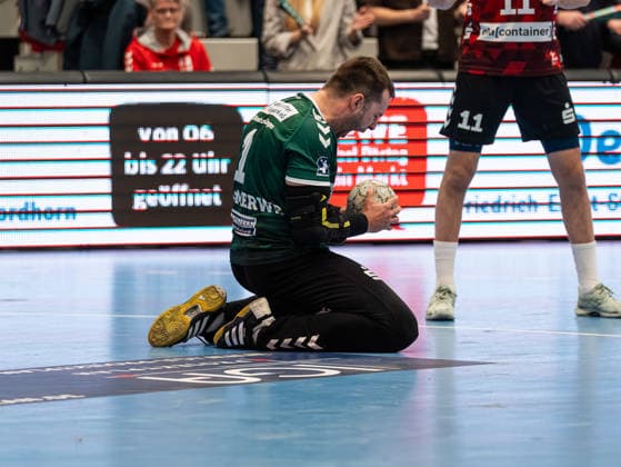 Kristian van der Merwe HSG Nordhorn Lingen, 01 cheers and is happy HSG Nordhorn Lingen vs TuS Ferndorf, Handball, 2 Bundesliga, Matchday 14, Season 2025 2026, 05 12 2025 HSG Nordhorn Lingen vs TuS Ferndorf, Handball, 2 Bundesliga, Matchday 14, Season 2025 2026, 05 12 2025 Nordhorn Copyright: xEibner-Pressefoto DamianxKruczynx EP_DKI
