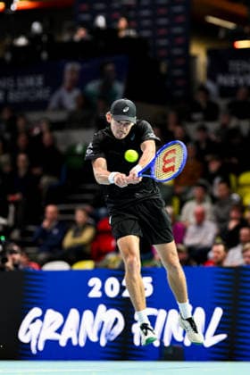 THE DEMON Alex de Minaur (seeded 1) takes on MANNA Adrian Mannarino and wins 3-1 during the UTS London Grand Final 2025 at the Copper Box Arena, London, United Kingdom on 5 December 2025. Copyright: xPhilxHutchinsonx 44340005