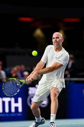 MANNA Adrian Mannarino during his match with THE DEMON Alex de Minaur (seeded 1) during the UTS London Grand Final 2025 at the Copper Box Arena, London, United Kingdom on 5 December 2025. Copyright: xPhilxHutchinsonx 44340021
