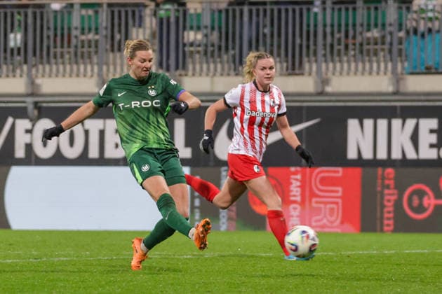 05 12 2025, xgrfx, Soccer Google Pixel Women Bundesliga, VfL Wolfsburg SC Freiburg v l Goal, Alexandra Popp VfL Wolfsburg DFL DFB REGULATIONS PROHIBIT ANY USE OF PHOTOGRAPHS as IMAGE SEQUENCES and or QUASI VIDEO Wolfsburg