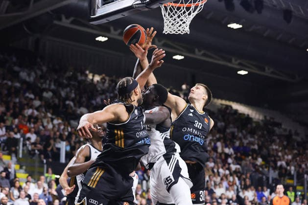 BASKET - Euroleague - Virtus Bologna vs Dubai Basketball 35 Momo DIOUF Virtus Match BASKETBALL - EUROLEAGUE Virtus Bologna vs Dubai Basketball 05-12-2025 10 Justin Anderson Dubai Basketball Match BASKETBALL - EUROLEAGUE Virtus Bologna vs Dubai Basketball 05-12-2025 30d Filip Petrusev Dubai Basketball Match BASKETBALL - EUROLEAGUE Virtus Bologna vs Dubai Basketball 05-12-2025 during Virtus Bologna vs Dubai Basketball, Basketball Euroleague match in Bologna, Italy, December 05 2025 Bologna Italy  Copyright: xIPAxSport ABACAx