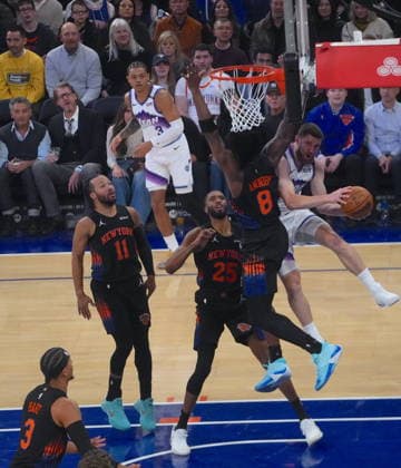 New York Knicks vs Utah Jazz - NBA, Basketball Herren, USA NEW YORK, UNITED STATES - DECEMBER 5, 2025: Svi Mykhailiuk (10) of Utah Jazz in action during the NBA game between the New York Knicks and the Utah Jazz at Madison Square Garden in New York, United States on December 5, 2025. Selcuk Acar Anadolu New York United States. Editorial use only. Please get in touch for any other usage.  Copyright: x2025xAnadoluxSelcukxAcarx